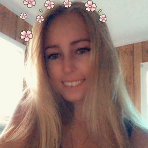 Meet your Posher, Erika